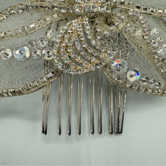 Wedding Floral Hair Comb - Veil Clip - Picture 4 of 16